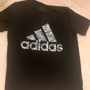 Men’s medium Adidas t shirt